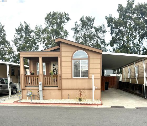 884 Sungold Cir 123, Livermore, CA 94551