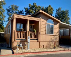 884 Sungold Cir 123, Livermore, CA 94551