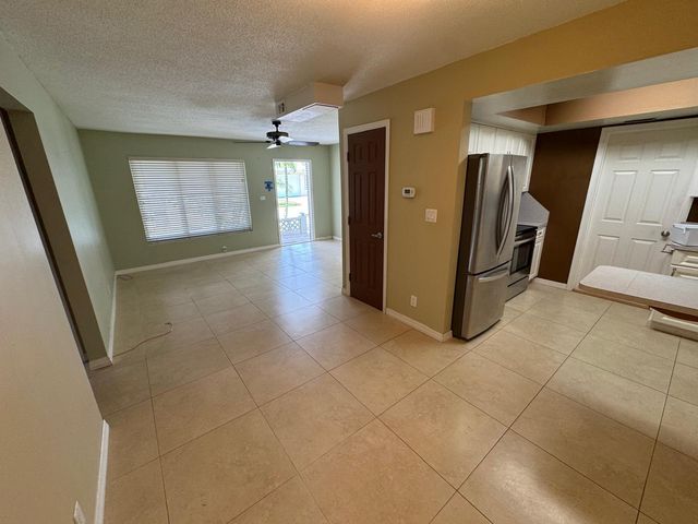 4717 NW 49TH Place, Tamarac, FL 33319
