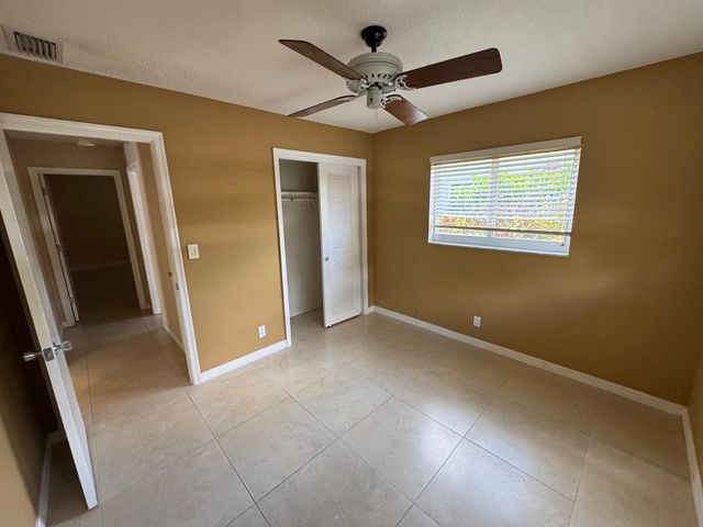 4717 NW 49TH Place, Tamarac, FL 33319
