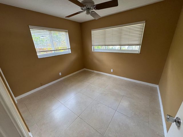 4717 NW 49TH Place, Tamarac, FL 33319