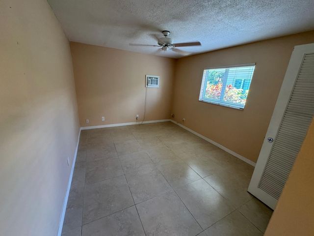 4717 NW 49TH Place, Tamarac, FL 33319