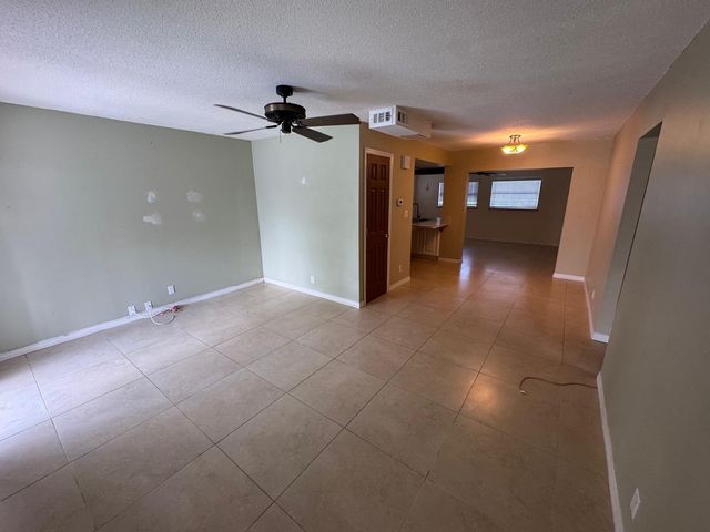 4717 NW 49TH Place, Tamarac, FL 33319