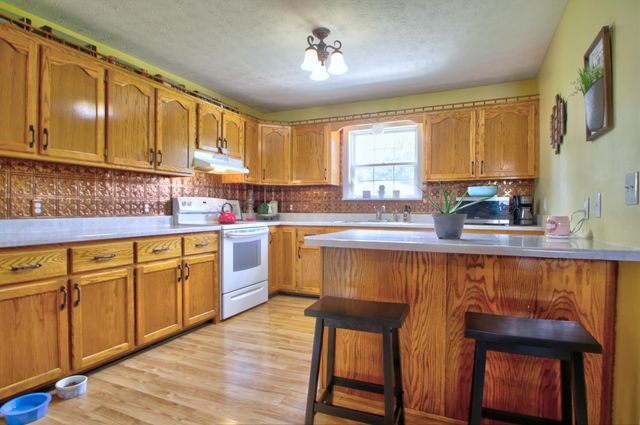 355 Bray Road, London, KY 40741