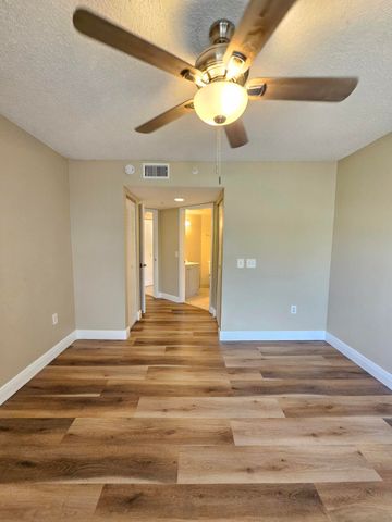 4191 N Haverhill Road 408, West Palm Beach, FL 33417