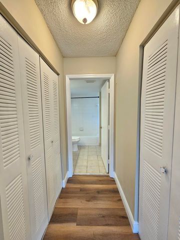 4191 N Haverhill Road 408, West Palm Beach, FL 33417