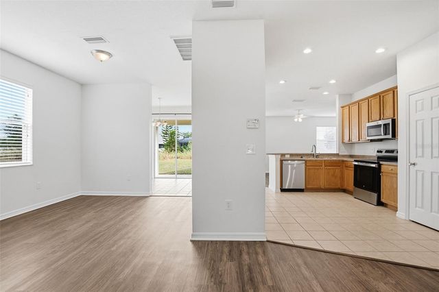 7702 DRAGON FLY LOOP, Gibsonton, FL 33534