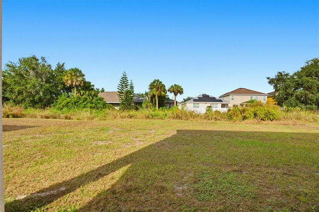 7702 DRAGON FLY LOOP, Gibsonton, FL 33534