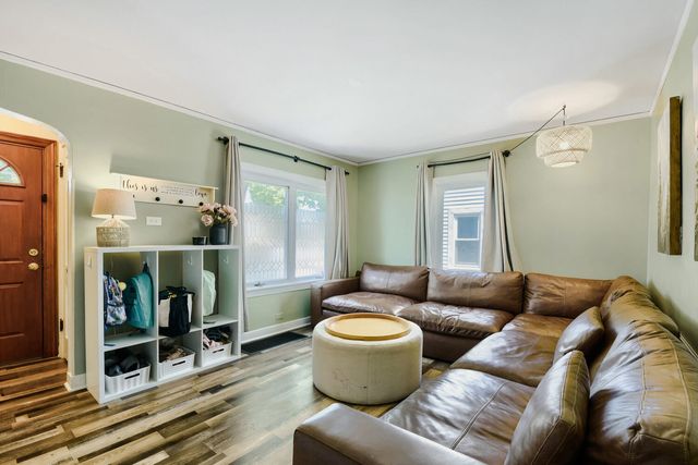 3811 W 110th Street, Chicago, IL 60655
