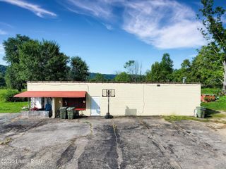 4512 Knob Creek Rd, Brooks, KY 40109