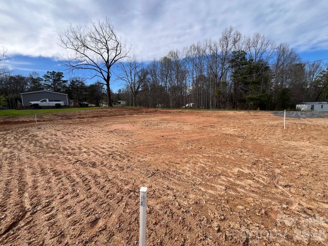 1002 Pinnacle Church Road, Nebo, NC 28761