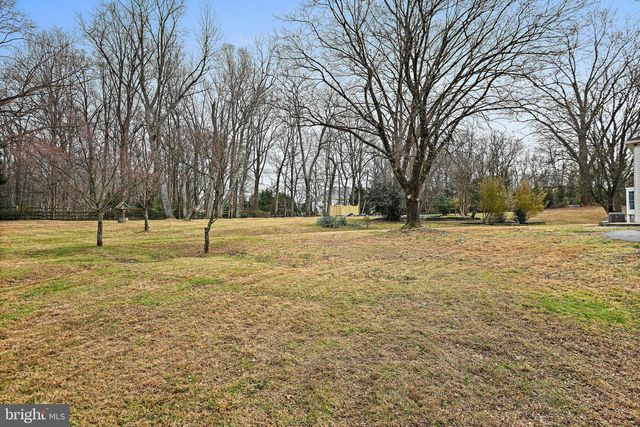 355 SPRINGVALE RD, Great Falls, VA 22066