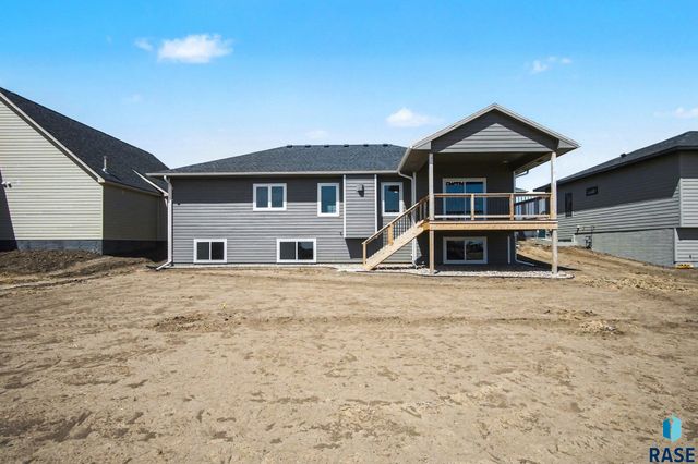 5505 E Morningside Cir Circle, Sioux Falls, SD 57110