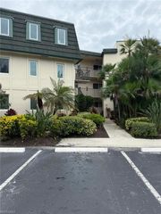 1730 Bald Eagle DR A, Naples, FL 34105