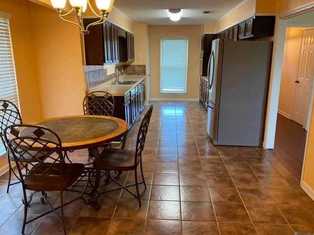 7544 Barbara Cohn Pl, Baton Rouge, LA 70811