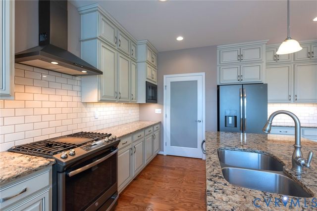 6738 Welara Run, Moseley, VA 23120