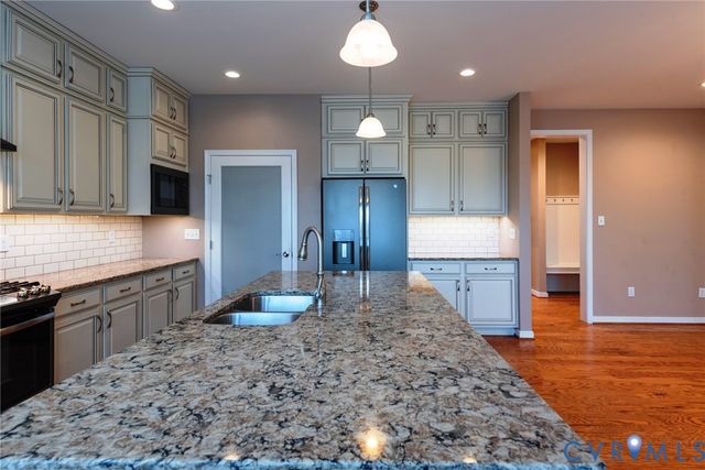 6738 Welara Run, Moseley, VA 23120