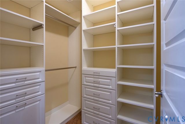 6738 Welara Run, Moseley, VA 23120