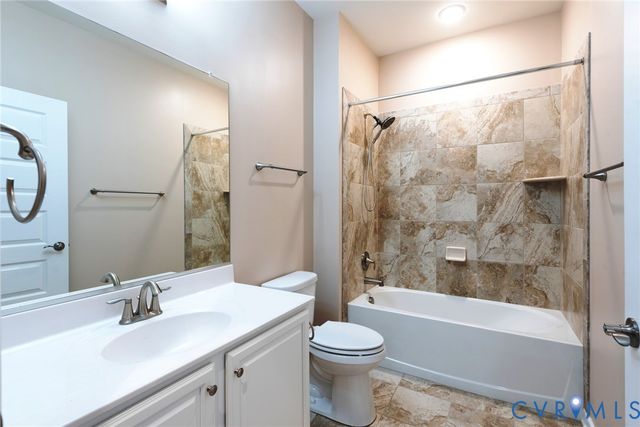 6738 Welara Run, Moseley, VA 23120