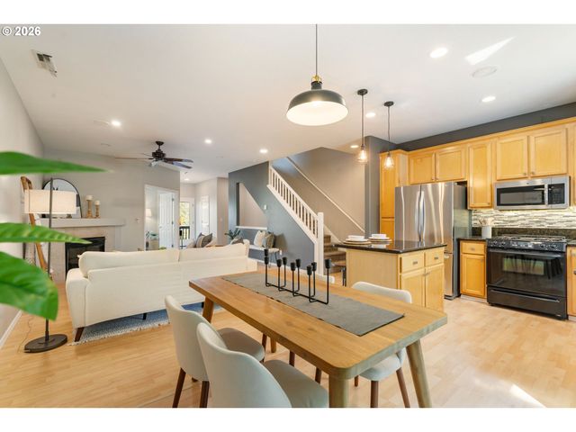 13159 Sw BRIANNE Way, Portland, OR 97223