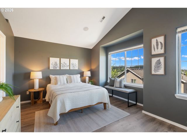 13159 Sw BRIANNE Way, Portland, OR 97223