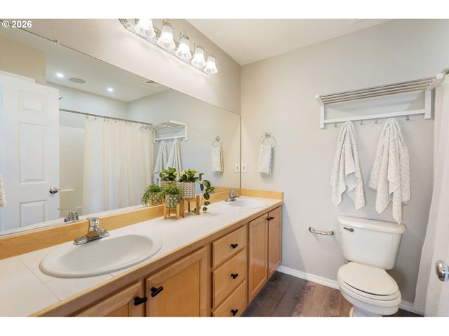 13159 Sw BRIANNE Way, Portland, OR 97223