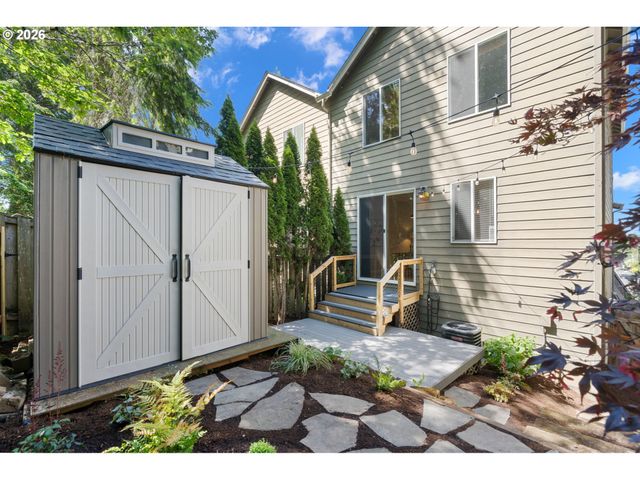 13159 Sw BRIANNE Way, Portland, OR 97223