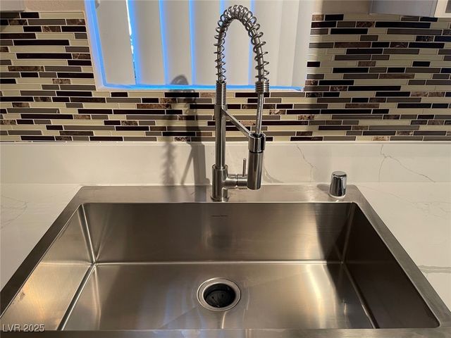 45 Maleena Mesa Street 425, Henderson, NV 89074