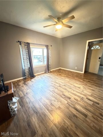 32 Cherry Road NW, Massillon, OH 44646