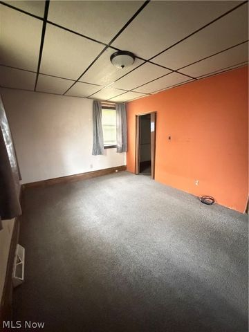 32 Cherry Road NW, Massillon, OH 44646