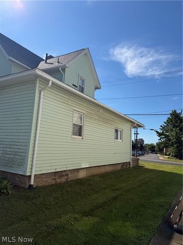32 Cherry Road NW, Massillon, OH 44646