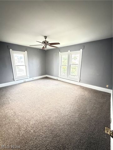 32 Cherry Road NW, Massillon, OH 44646