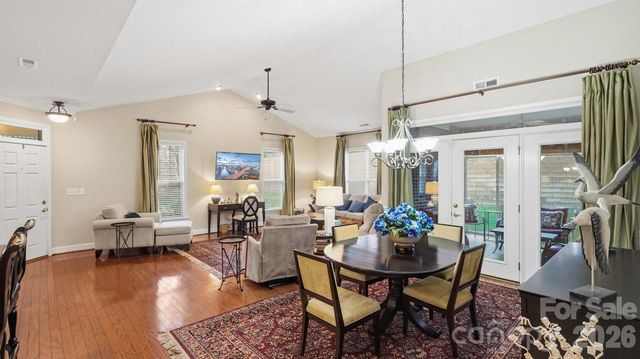 2820 Summer Valley Court, Charlotte, NC 28269