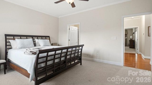 2820 Summer Valley Court, Charlotte, NC 28269