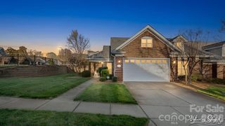 2820 Summer Valley Court, Charlotte, NC 28269