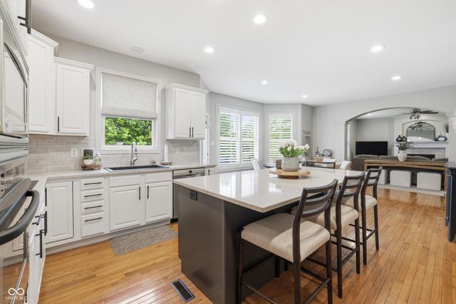 14816 Warner Trail, Westfield, IN 46074