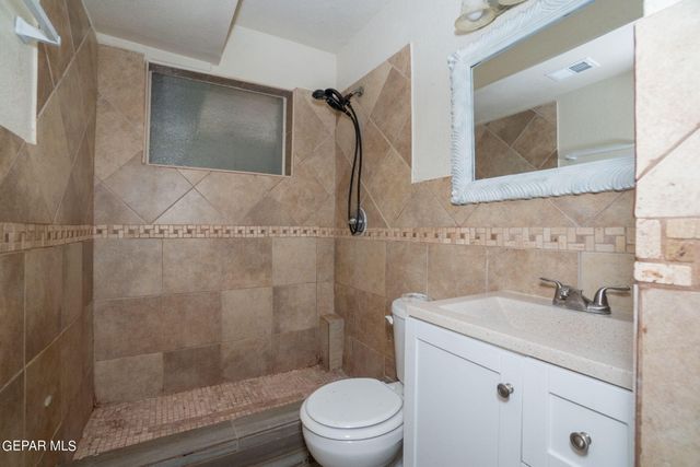 9309 Montgomery Drive, El Paso, TX 79924