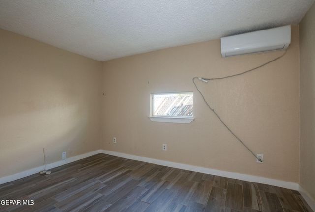 9309 Montgomery Drive, El Paso, TX 79924