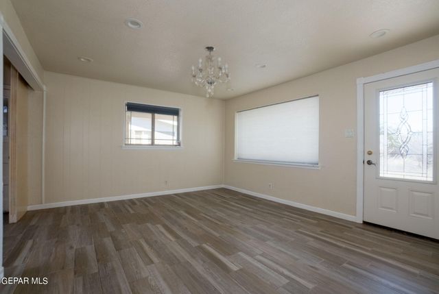 9309 Montgomery Drive, El Paso, TX 79924