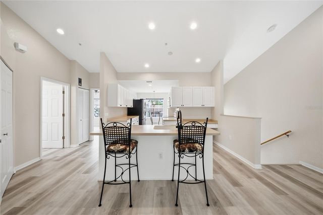 7660 SWEETBAY CIRCLE, Bradenton, FL 34203