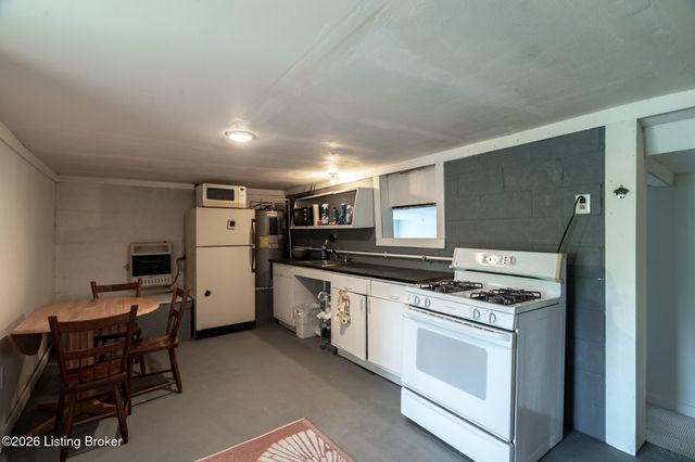 2954 Brooks Hill Rd, Brooks, KY 40109