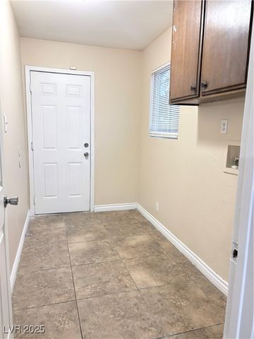 4732 MONTERREY Avenue 0, Las Vegas, NV 89121