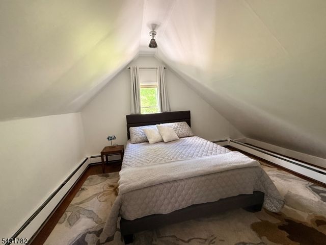 66 Fairlawn Dr, West Milford Twp., NJ 07421
