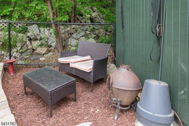 66 Fairlawn Dr, West Milford Twp., NJ 07421