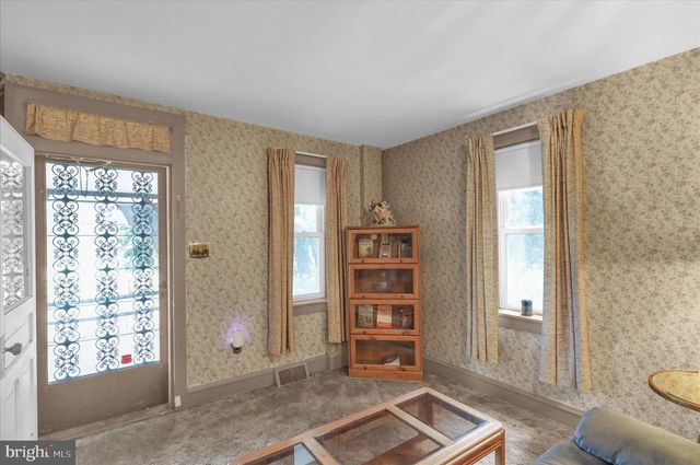 1539 FAIRVIEW DR, Leesport, PA 19533