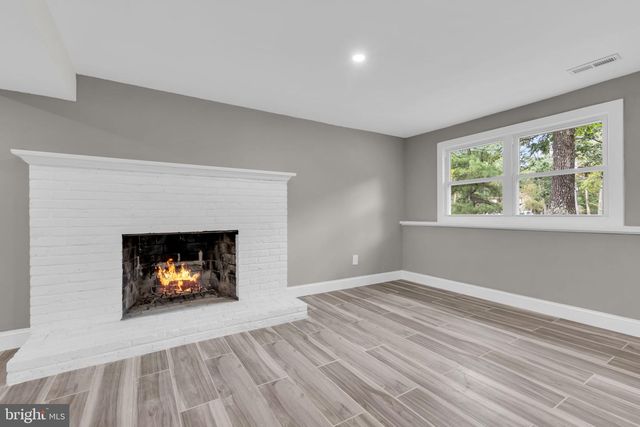 408 NEW RD, Southampton, NJ 08088
