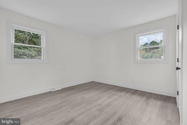 408 NEW RD, Southampton, NJ 08088