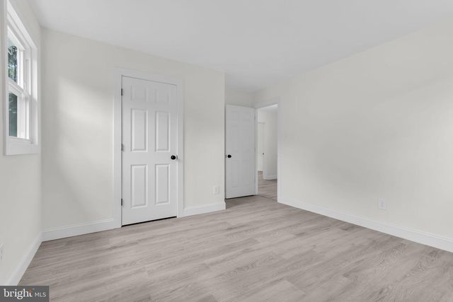 408 NEW RD, Southampton, NJ 08088