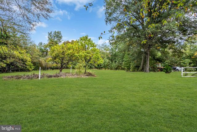 408 NEW RD, Southampton, NJ 08088