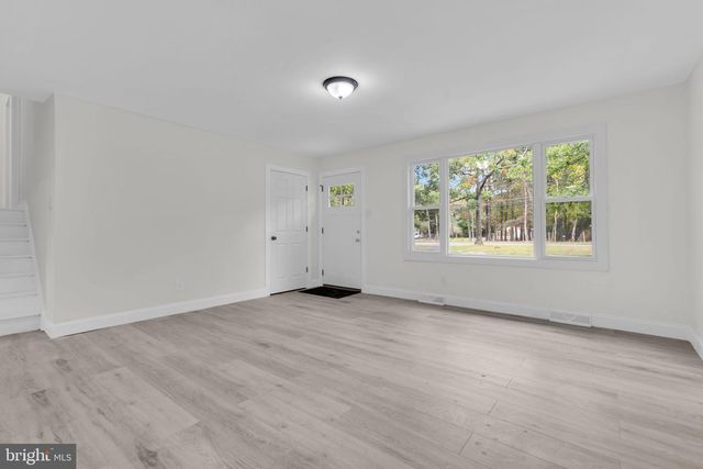 408 NEW RD, Southampton, NJ 08088
